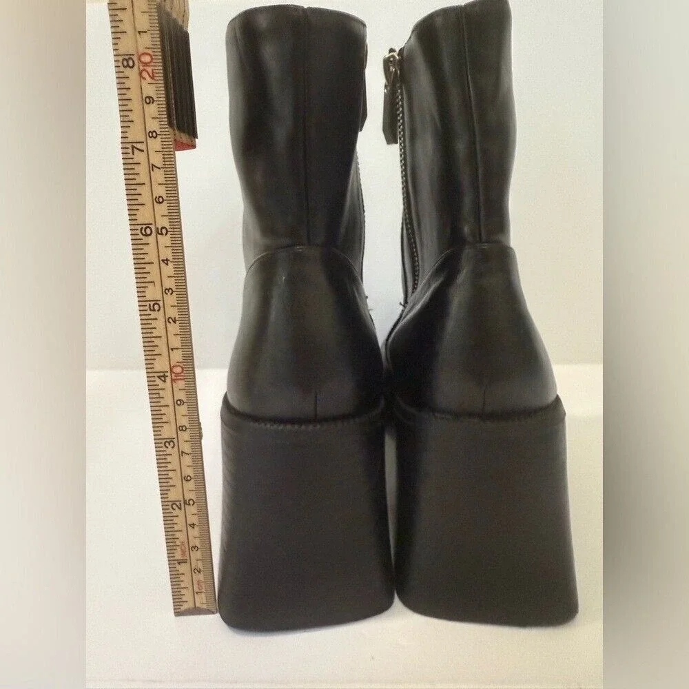 Princess Polly HALO BOOTS BLACK Size‎ 10